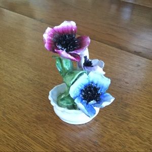 VTG Radnor Porcelain Bouquet Flower Vase